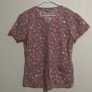 Size medium scrub top.